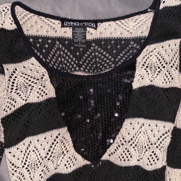 Living Doll size small long sleeve top beautiful sequins detail - Picture 3 of 8